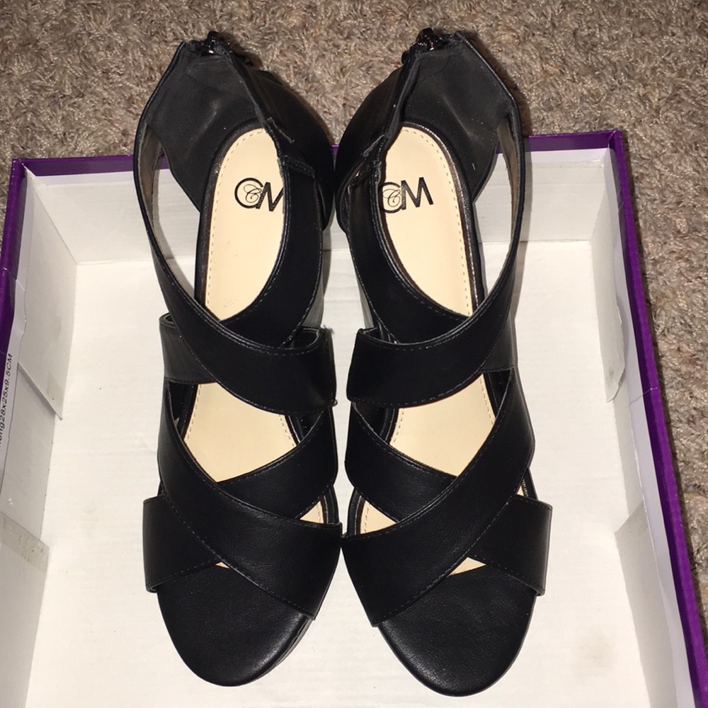 Chelsea Moreland Wedges🖤